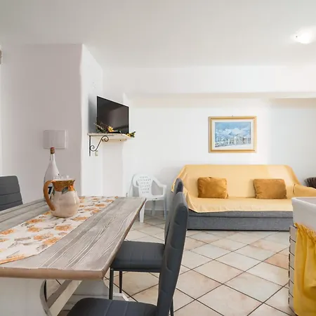 Apartamento Le Lantane 2